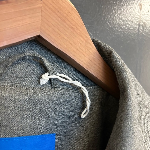 adidas Originals Gray L coat new with partial tag (not actual full tag but.new) - Picture 4 of 13